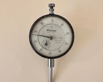 Vintage Mitutoyo Dial Indicator Gauge No. 2416-10: Steampunk Precision Instrument