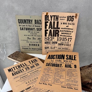 ¡Original de época! SUBASTAS AGRÍCOLAS Y FERIA DEL CONDADO PUBLICIDAD, memorabilia, carteles de las décadas de 1920 y 1940, juego de 4 carteles, principios de la década de 1900