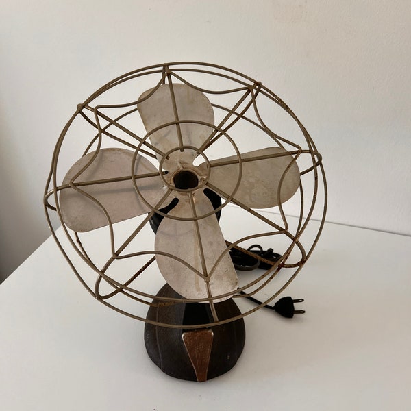 Vintage ESKIMO TABLE FAN, Shabby 1950s Electric Fan, 12-Inch 4 Blade Table/Desk Fan, Works!, Mid-Century Industrial Fan, Single Speed Fan