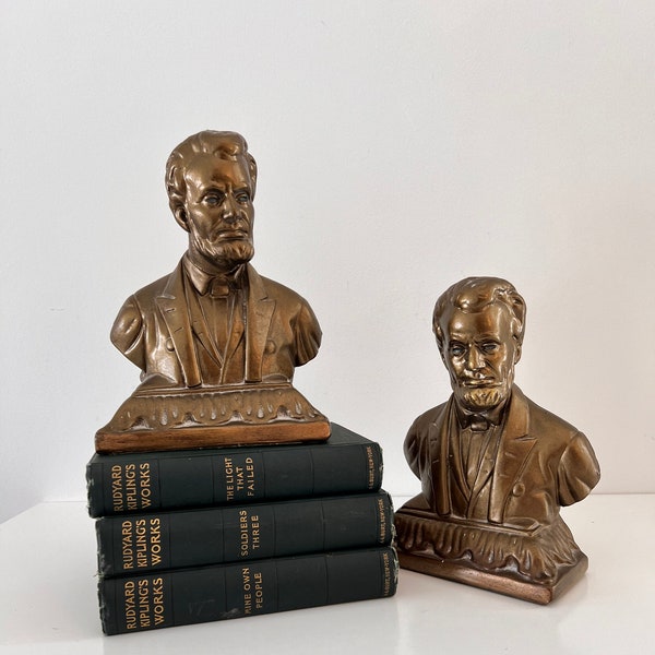 Vintage ABRAHAM LINCOLN BOOKENDS, Pair of 1940s Abe Lincoln Busts, U.S. President Americana Decor, Antique Mid-Century Bronze-Tone Bookends