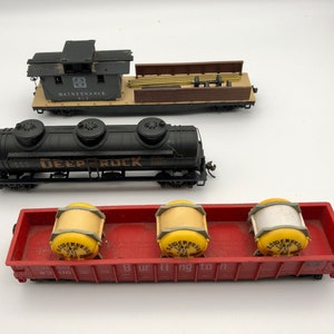Lionel train cars store