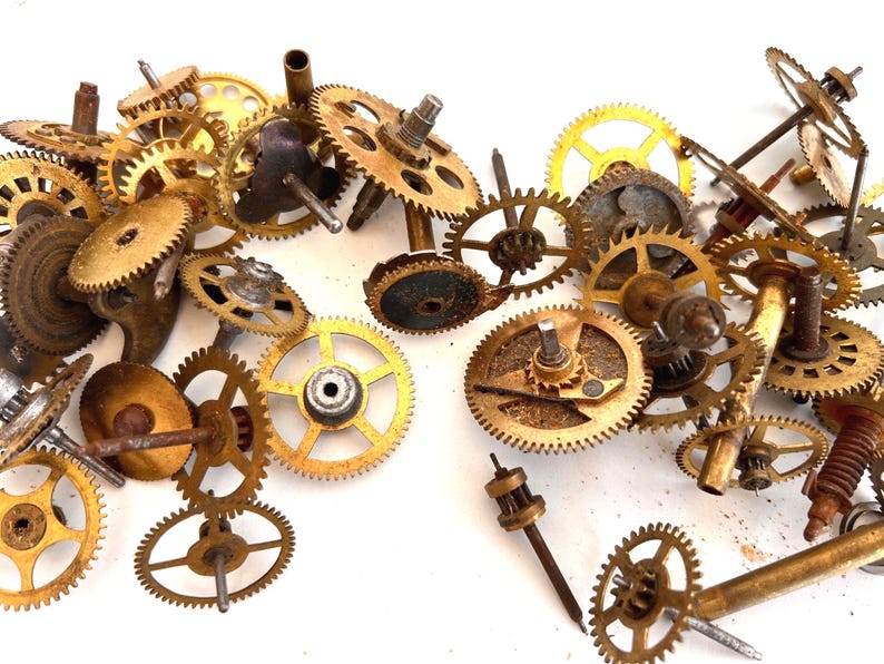 Vintage Clock Gears Grab Bag, Steampunk Parts, Brass Watch Mechanisms, DIY Craft Lot image 1