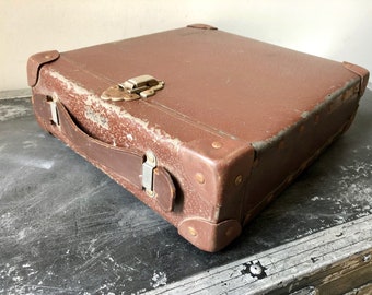 Vintage CARDBOARD CARRYING CASE, Stamped 9B/1592, Faux Leather Covered 1940s Case w/ Handle, Swift Training Rifle Stamp, Made in England
