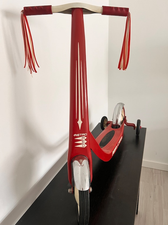 Vintage 1960s RADIO FLYER SCOOTER, retro Red Scooter, Excellent Condition Retro Scooter, Candy Apple Red Scooter, Child's Room Decor - Etsy Vintage 1960s RADIO FLYER SCOOTER, retro Red Scooter, Excellent Condition Retro Scooter, Candy Apple Red Scooter, Child's Room Decor - Etsy