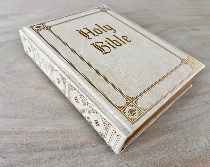 Vintage 1965 HOLY BIBLE, Guiding Light Edition, White Leather Cover