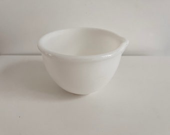 Vintage MILK GLASS MIXING Bowl, Sunbeam Glasbake Mixer Bowl, Thick Glass White Bowl, Pour Spout, Small Bowl,Vintage Kitchen, Farmhouse Decor