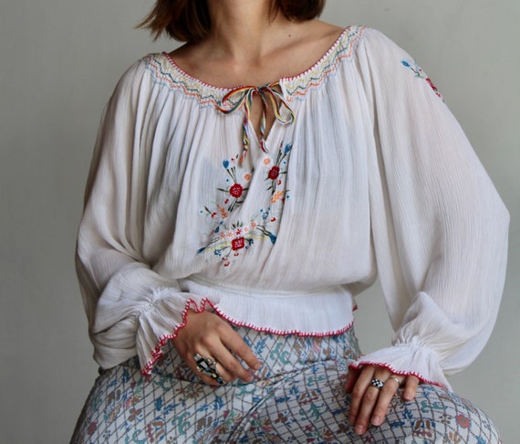 1980s Does 1930s Hungarian Peasant Blouse ~ Embroi