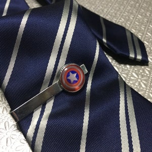 Cap Inspired Tie clip
