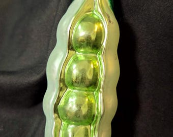 Peas In A Pod Mercury Glass Ornament