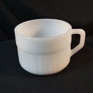 Federal Glass White  Ribbed Mug