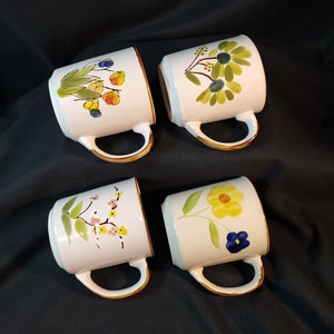 Sunnycraft Stoneware Floral Mugs  Set of 4