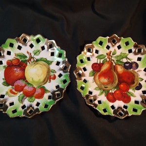 Artmark Reticulated Decorative Fruit Plates