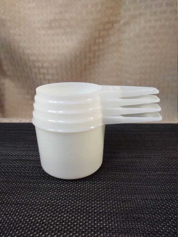 White Tupperware Measuring Cups Set of 4 - Etsy Hong Kong White Tupperware Measuring Cups Set of 4 - Etsy Hong Kong