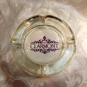Popielniczka w restauracji Clarmont