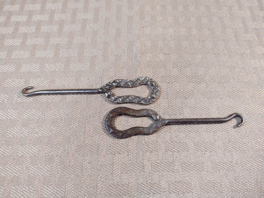Metal Button Hook Boot Shaped (JAS) Metal Button Hook Boot Shaped (JAS)