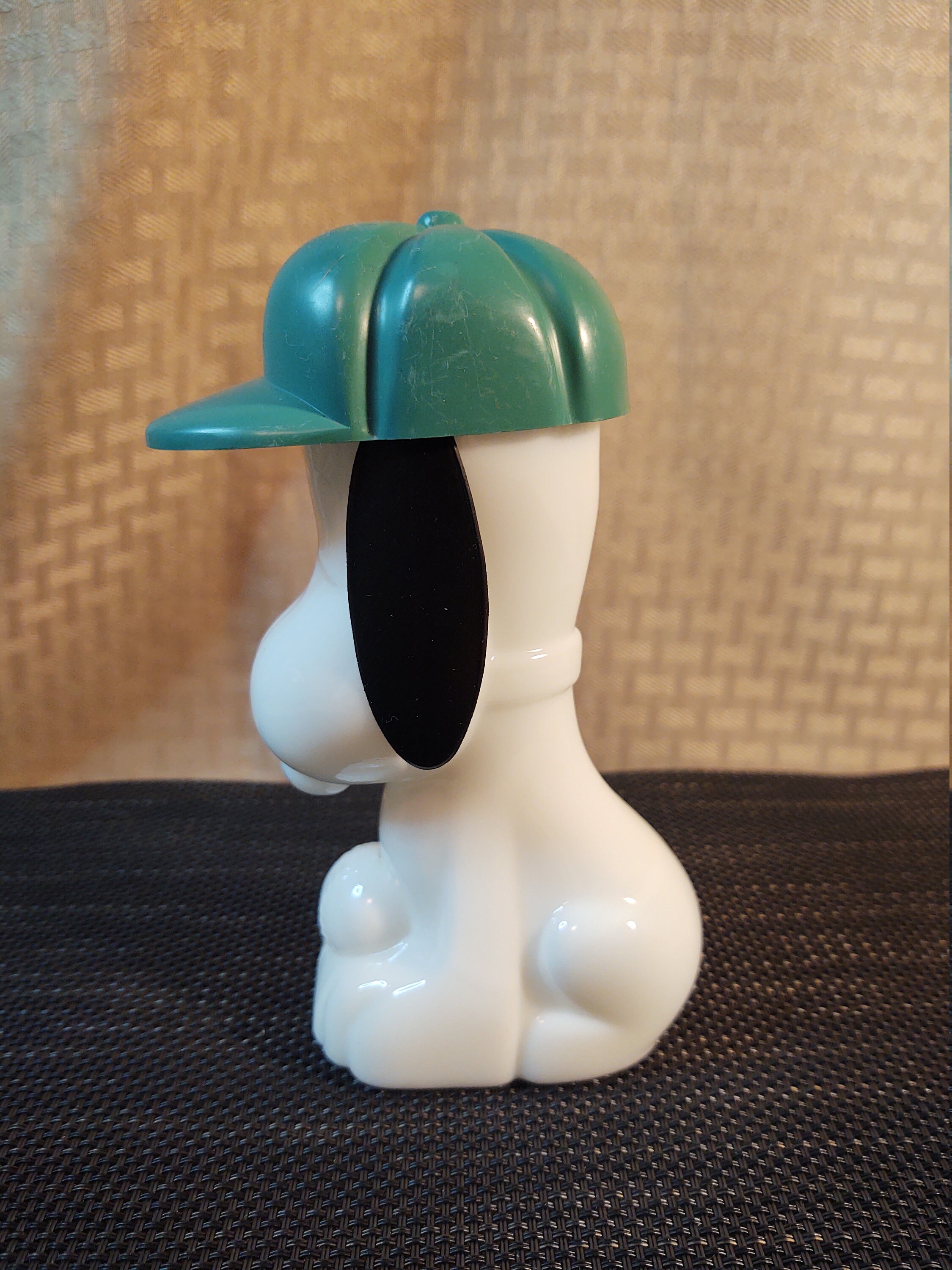 VINTAGE 1971 AVON PEANUTS SNOOPY BUBBLE BATH TUB PLASTIC