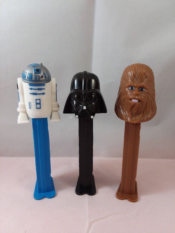 1997 darth vader pez dispenser