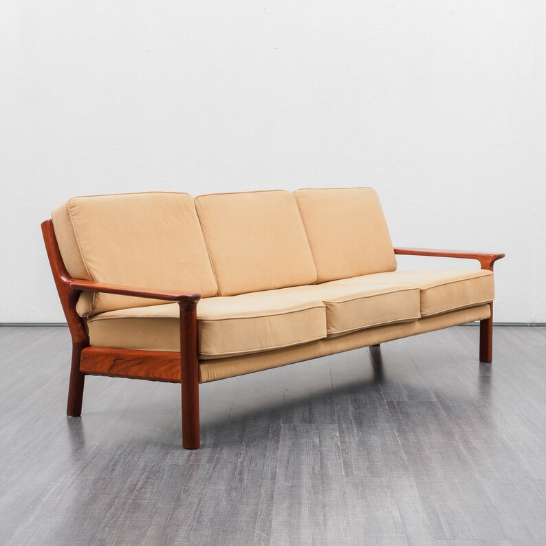 70er Jahre Teak Sofa skandinavischer Stil Alcantarabezug