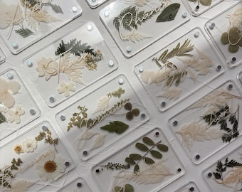 Handmade Dried Flower Magnet Place Cards: Custom Bridal Shower Favors