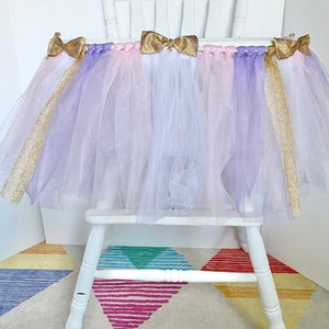 Tutu chaise haute rose + violet avec tulle dentelle dorée - bannière de chaise haute premier anniversaire - tutu gâteau smash - jupe - décoration 1er anniversaire pour filles