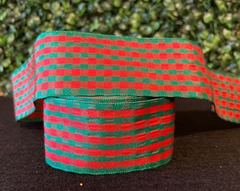 1.5" and 2" Red and Green Plaid Collar