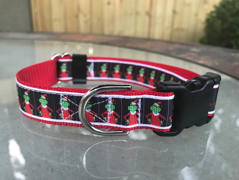 grinch dog collar