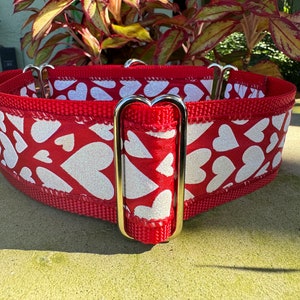1.5" & 2" Lots of Hearts Dog Collar