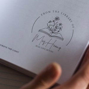 Sello de libro personalizado más vendido / De la biblioteca de / Grabador de libros personalizado / Sello de libro / Sello de biblioteca personalizado / Grabador de biblioteca