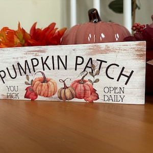 Pumpkin Patch Wooden Fall Sign: Rustic Farmhouse Decor