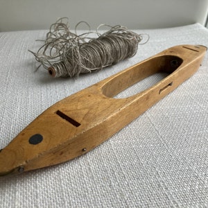Vintage Wooden Weaving Shuttle with rollers, Textile Boat Shuttles, Primitive Decor, Antique loom, Farmhouse decor, Cottage chic BRASs