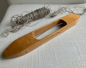 Vintage Wooden Weaving Shuttle with rollers, Textile Boat Shuttles, Primitive Decor, Antique loom, Farmhouse decor, Cottage chic, (KANT)