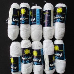 NOS 10 Skeins Vintage White Yarn, Knitting Supplies, Crochet Thread, White Acrylic Yarn, made in Sweden, 500 grams 17,6 oz