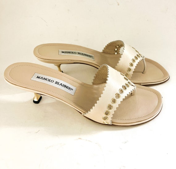 Vintage MANOLO BLAHNIK Kitten Heel Sandals / Tan … - image 2