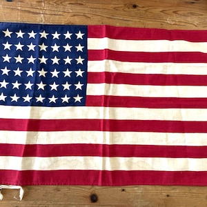 Bandera estadounidense vintage de 48 estrellas, con estrellas y rayas, de la Segunda Guerra Mundial, de 61 x 38 cm, de algodón.