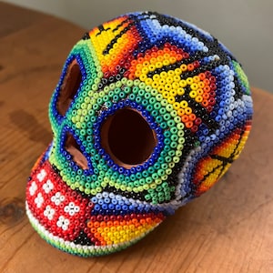 HUICHOL SKULL Day of the Dead Beaded Mexican Colorful Handmade Folk Art