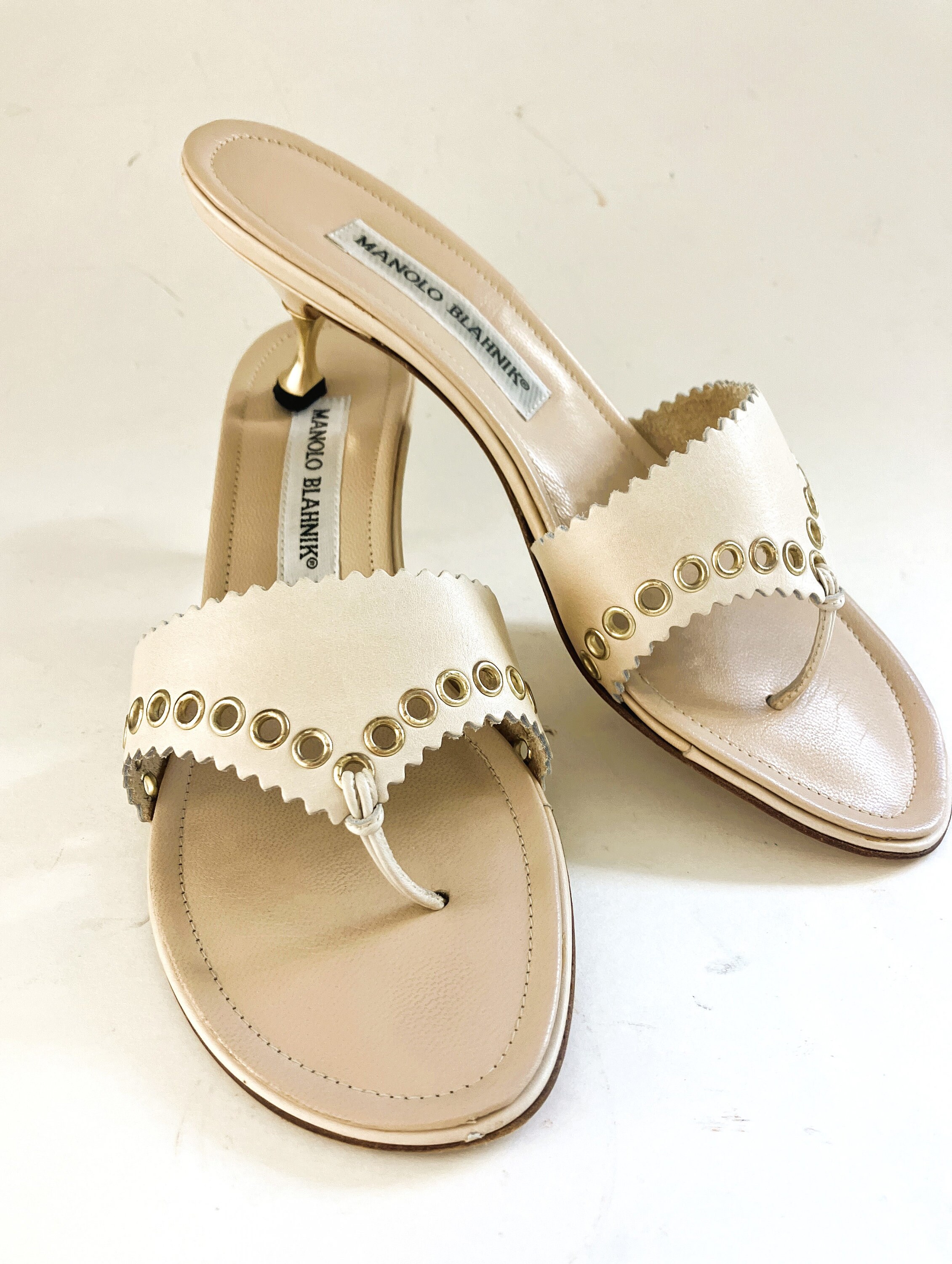 Vintage Manolo Blahnik 36 - Etsy Vintage Manolo Blahnik 36 - Etsy