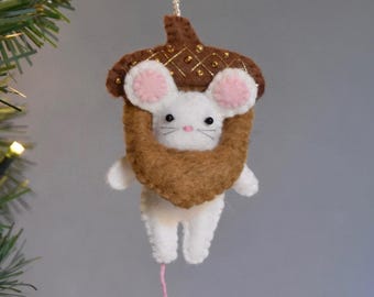 PDF FILES - Acorn Mouse - Felt Ornament - Mice Sewing Pattern - Instant Download