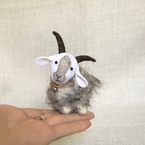 PDF FILES Little Goat - Easy Sewing pattern - Instant Download - The Wishing Shed craft
