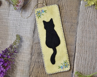 PDF PATTERN FILES Black Cat Forget Me Not - Felt Bookmark Sewing Pattern -  The Wishing Shed