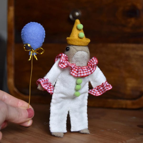 Clown Suit Pattern - Outfit / Costume  - Sewing - Felt - Instant Download - PDF Clothes for Frog Doll