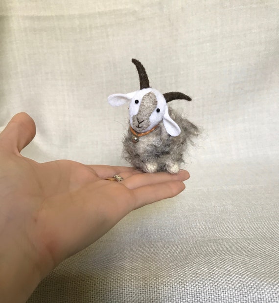 PDF FILES Little Goat - Easy Sewing pattern - Instant Download - The Wishing Shed craft