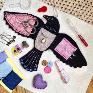 PDF FILES - Luna the Crow Bird Shaped Sewing Case - Raven keepsake Pattern