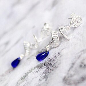Dunkelblaue Ohrringe Silber Ohrstecker Kobalt Schmuck Geschenk für sie - Twist Ohrringe Stein Farbe September Geburtstag Geschenke Freundin Schmuck