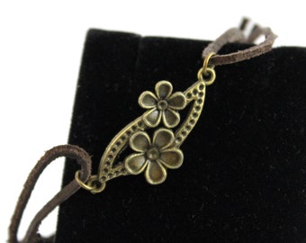 Flower Bracelet - Simple Bracelet - Floral Bronze Jewelry - Nature Bracelet For Brother Gifts - Gift Dad - Uncle Presents - Suede Leather