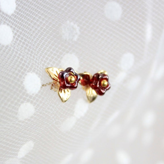 Ruby Red Stud Earrings Tiny 18 K Gold Jewelry for Her Miniature Flower Stud Glass Jewelry 23 Birthday Gift Small Earring For Bridesmaid Gift