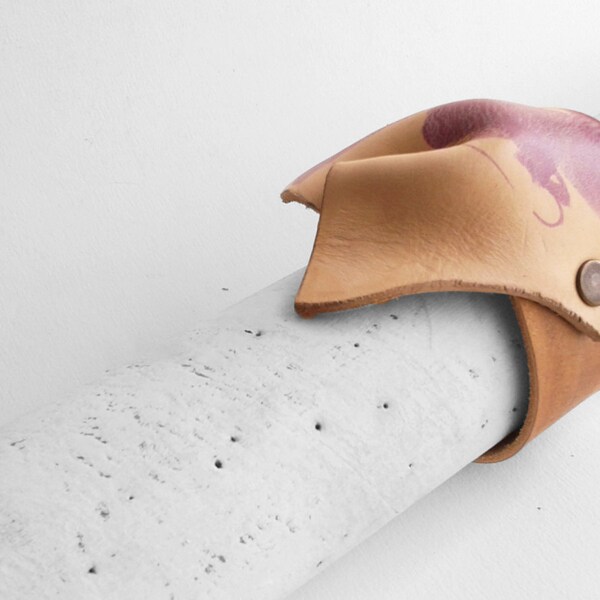 beige pink pastel Leather bracelet made of vegetable tanned leather Hand dyed bracelet beige leather bracelet