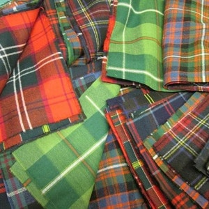 Tartan Fabric Patchwork Patches 20 Squares 23 cm x 23 cm 100% Pure Wool image 2