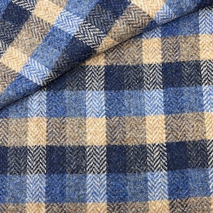 100% Wool Yorkshire Tweed Fabric Blue and Beige Checked Herringbone Ref 2505/002