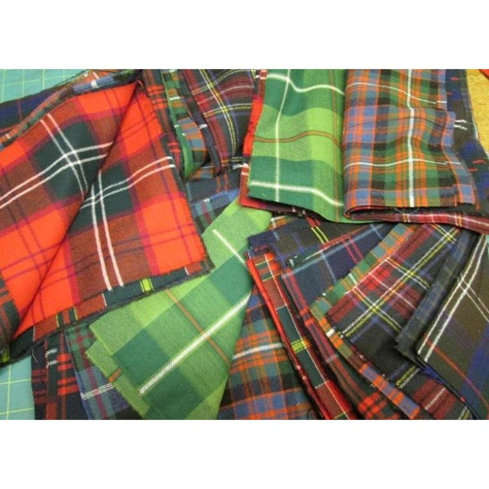 Tartan Fabric Remnant Random Pieces Sizes and Tartans 1KG Etsy