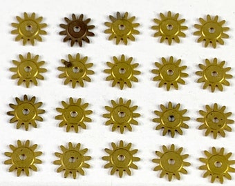 20 Unique Watch Gears Steampunk Lot Gold Altered Art Movements Brass Watchmaker